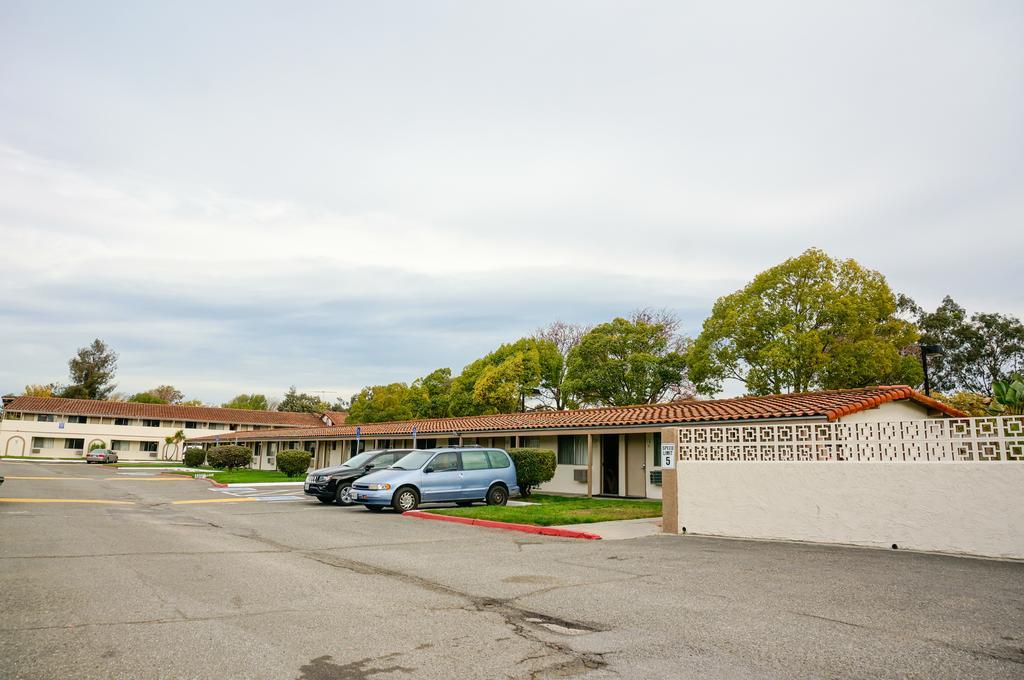 Ez 8 Motel San Jose II Esterno foto