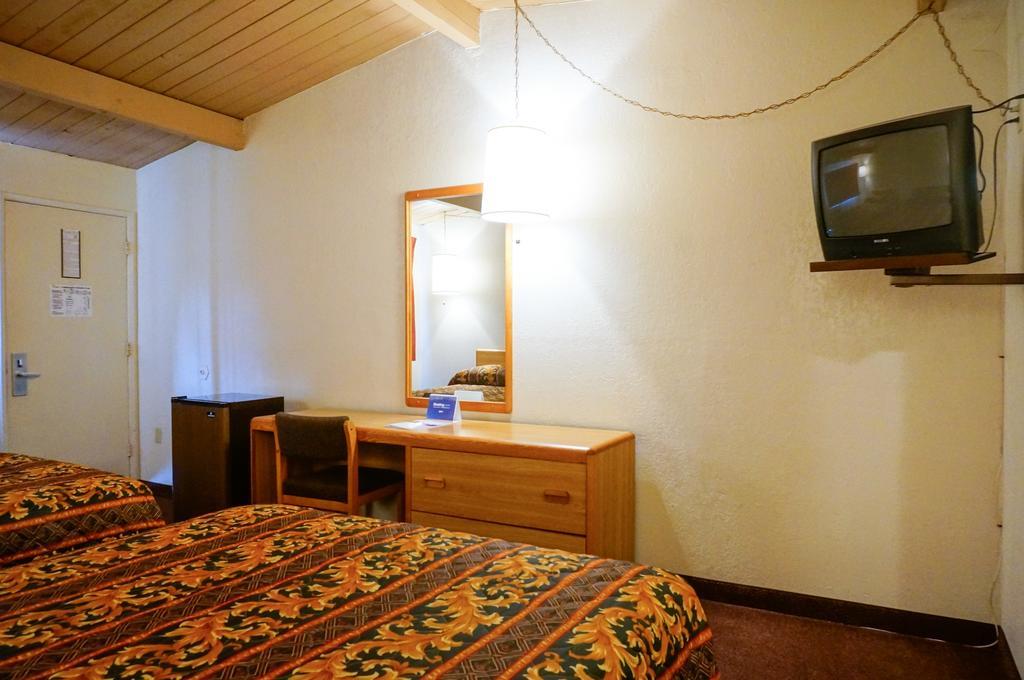Ez 8 Motel San Jose II Esterno foto