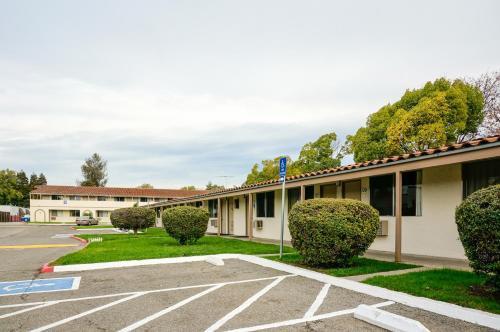 Ez 8 Motel San Jose II Esterno foto